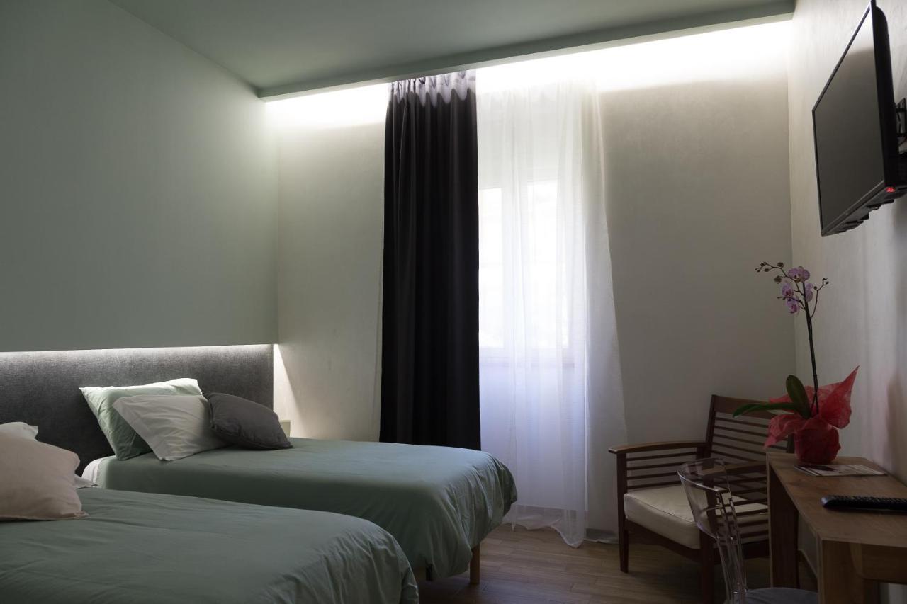 Miramonti Rooms กัมโปบัสโซ ภายนอก รูปภาพ